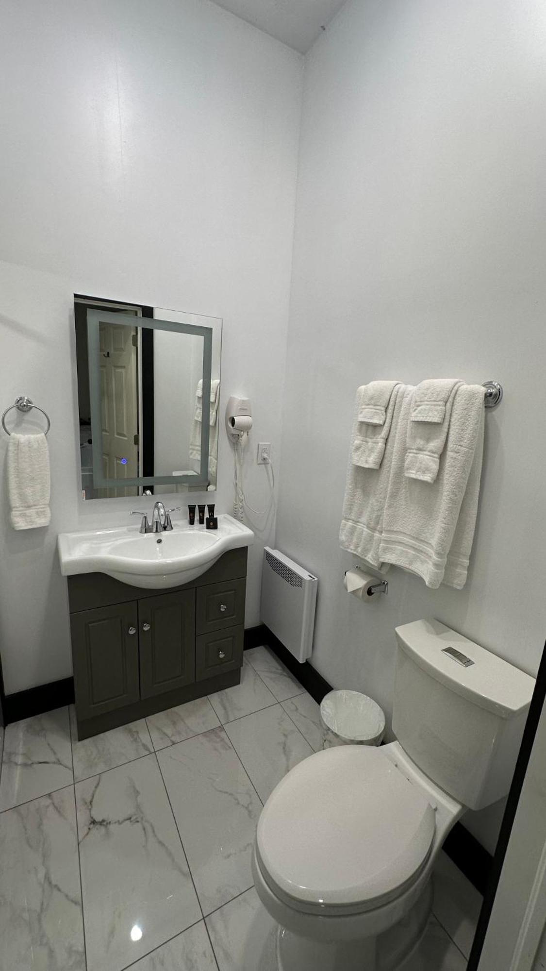 Motel 7 Inn & Suites Beresford Zewnętrze zdjęcie